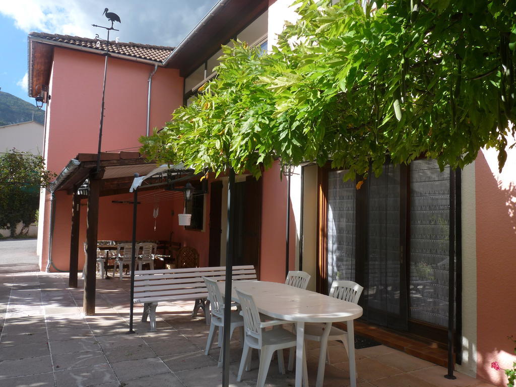 Chambres D'Hotes Le Baou Annot Exterior photo