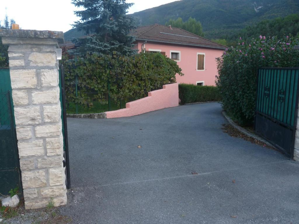 Chambres D'Hotes Le Baou Annot Exterior photo
